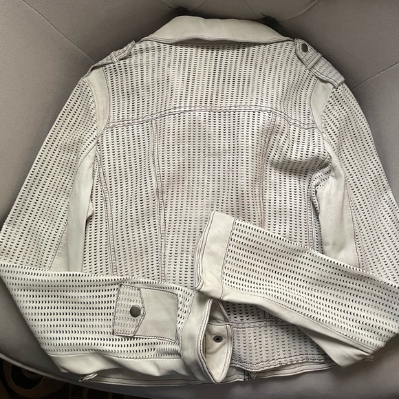 Jakett New York Josey Perforated Washed Leather Moto Biker Jacket Size S NWT - Picture 6 of 11